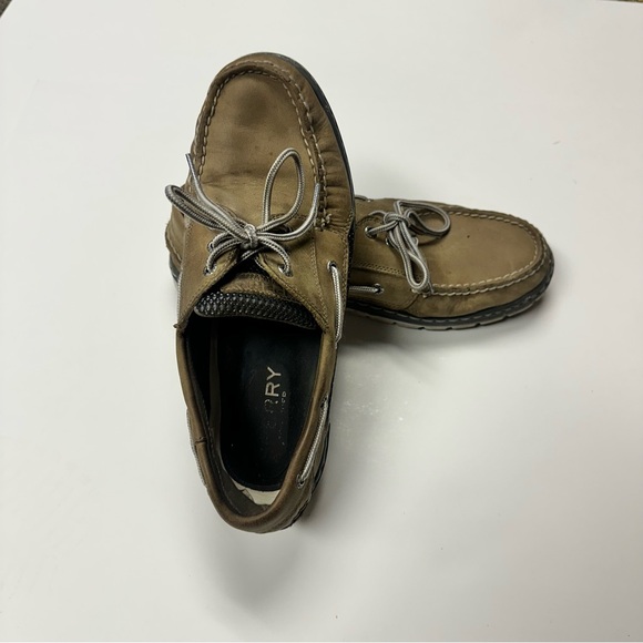 Sperry Men's Tan Leather Billfish 3-Eye boat shoes. - Picture 10 of 13